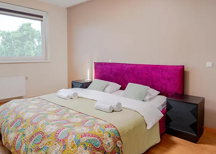 Onas 2 With Private Parking Апартаменты *